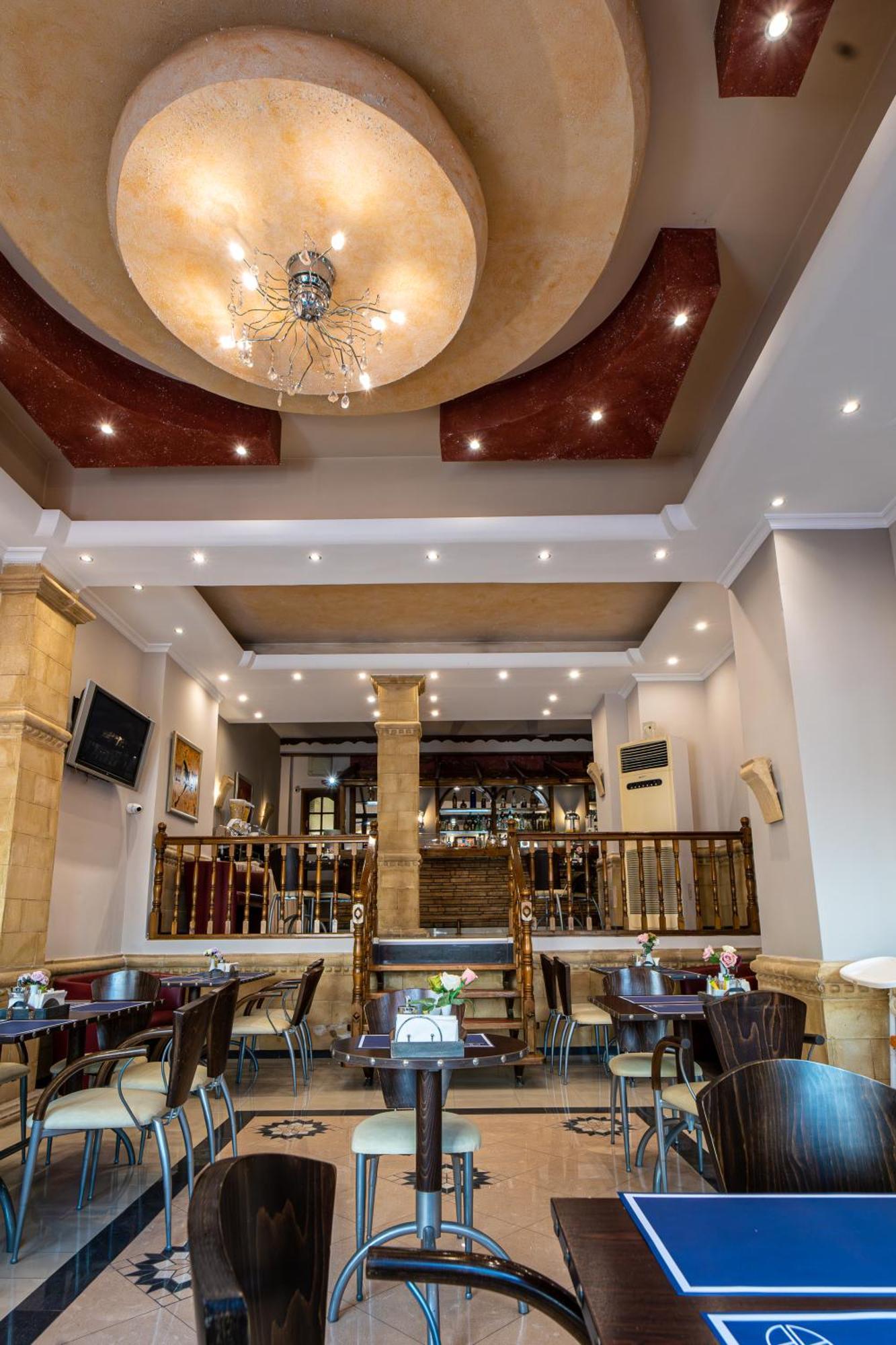 Argo Hotel Piraeus Luaran gambar